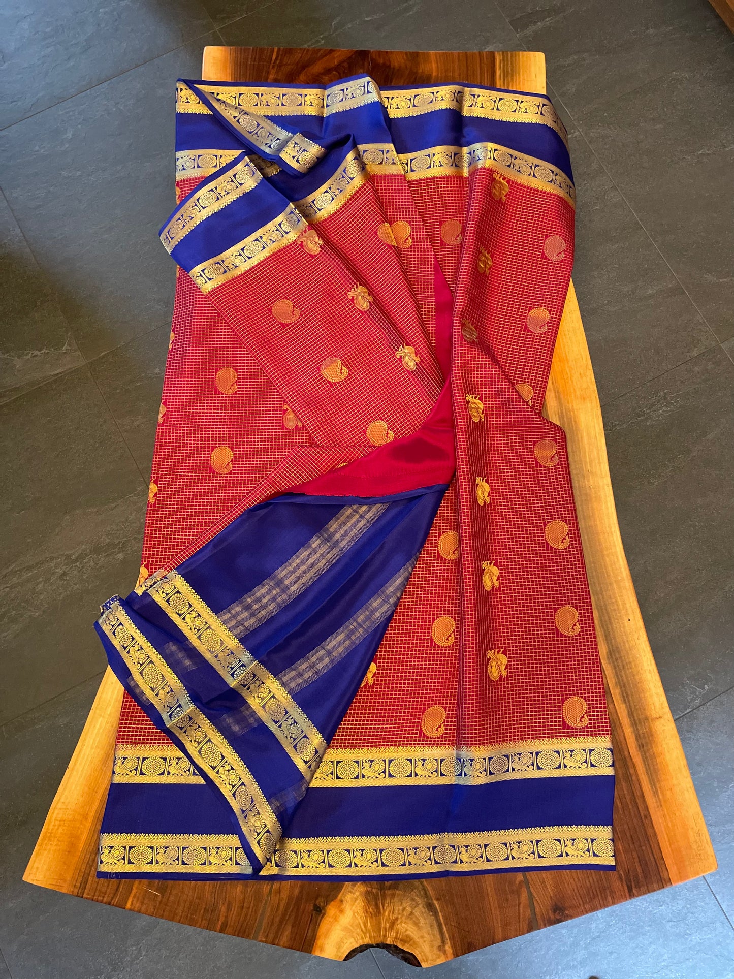 Pure Mysore Silk saree - Double Sided contrast Border with small checked/peacock(140gsm)